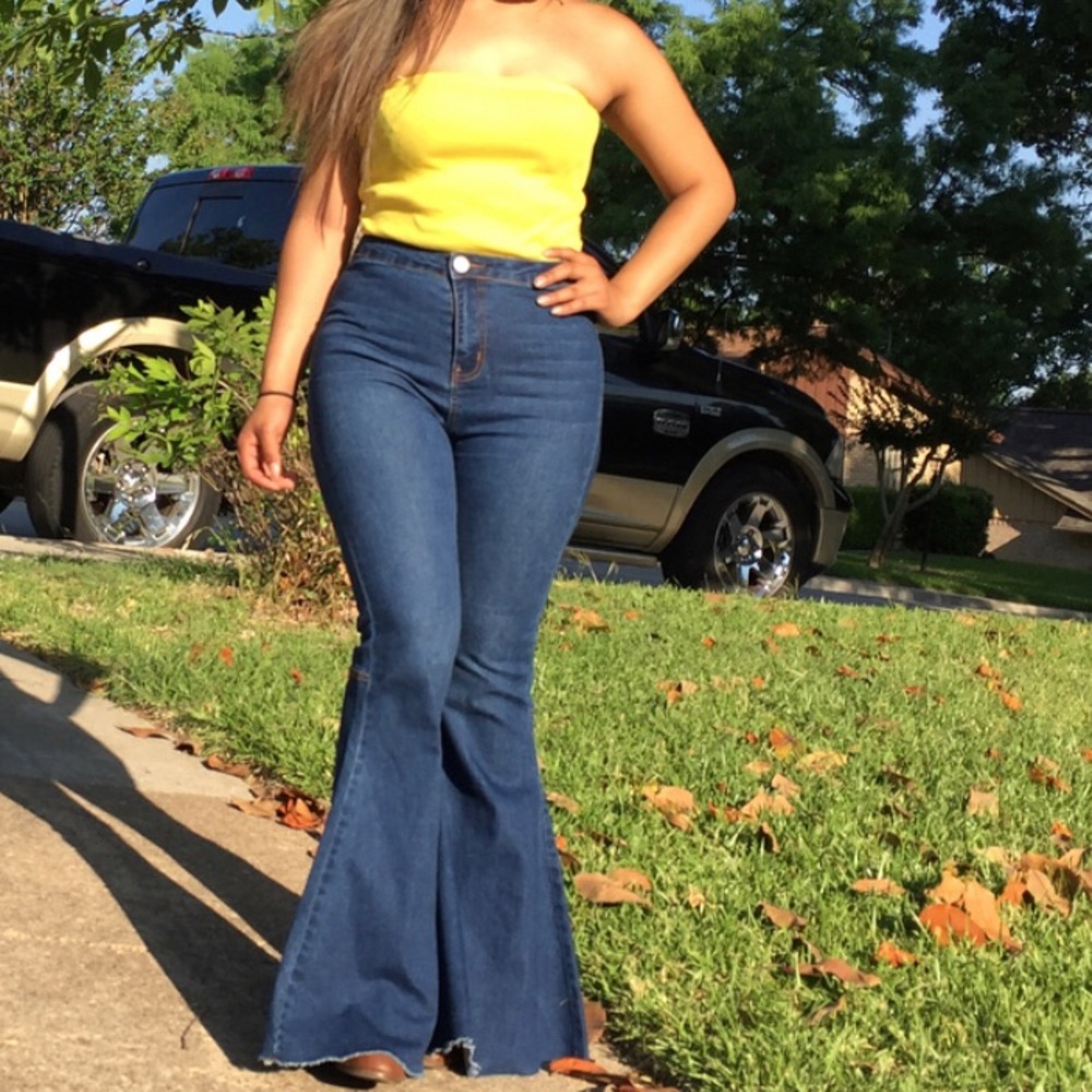 Yellow strapless body suit